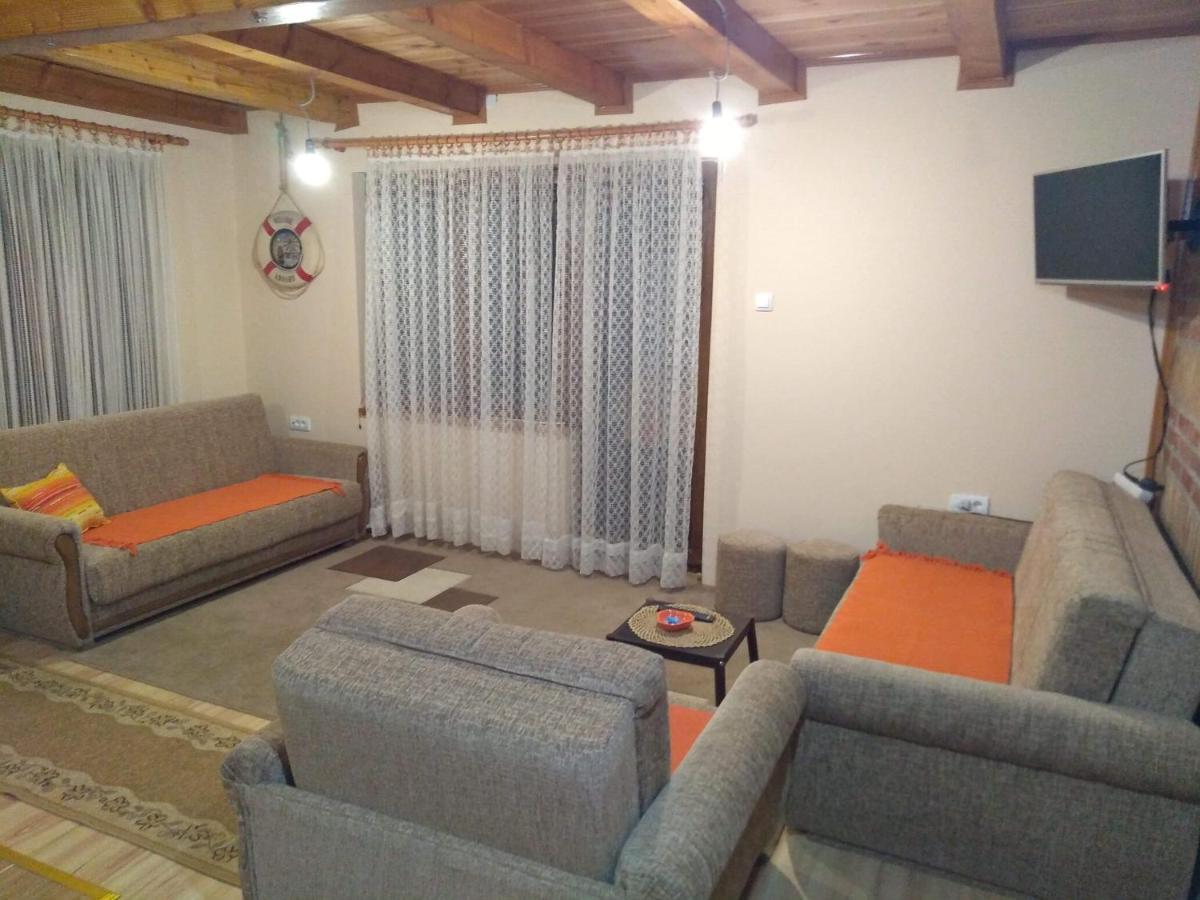 Apartman "Kapetana Luka" Ljubovija Exterior foto